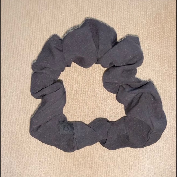 Lululemon Headbands and Scrunchie - Picture 4 of 7